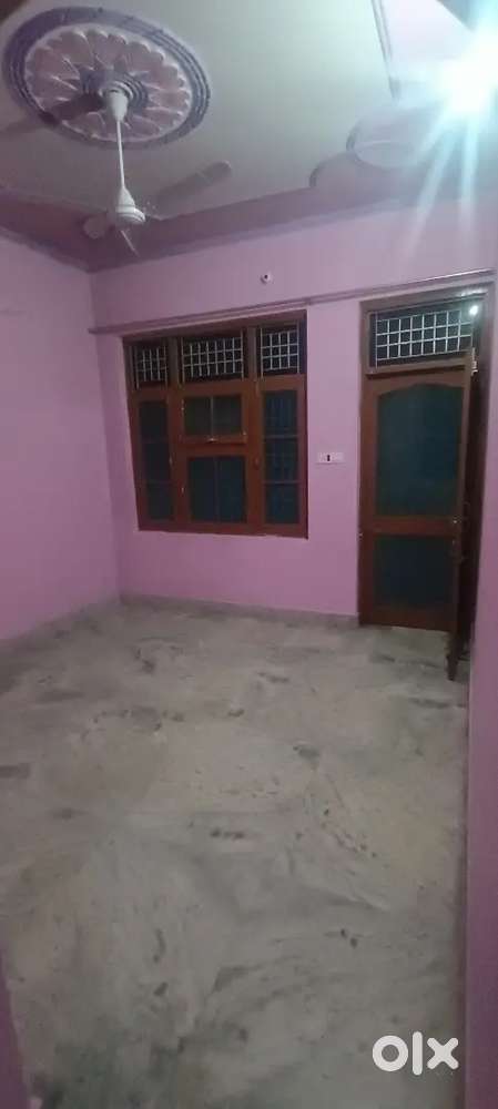 2 Room set available for rent