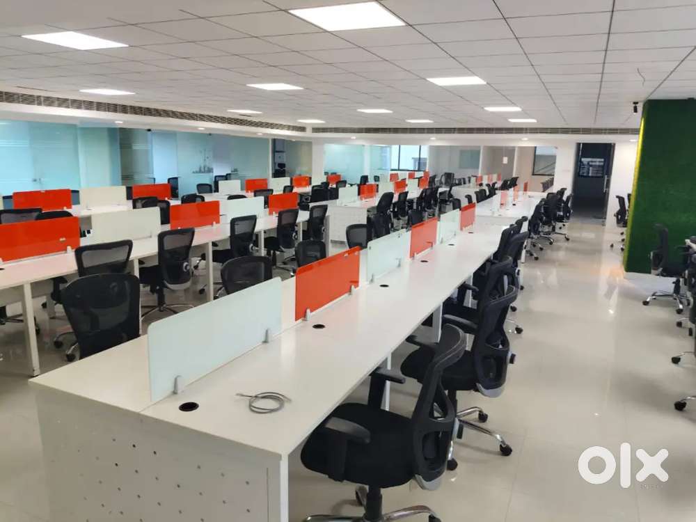 130 Workstations 5 Cabins 2 Conference plug and play office for Rent