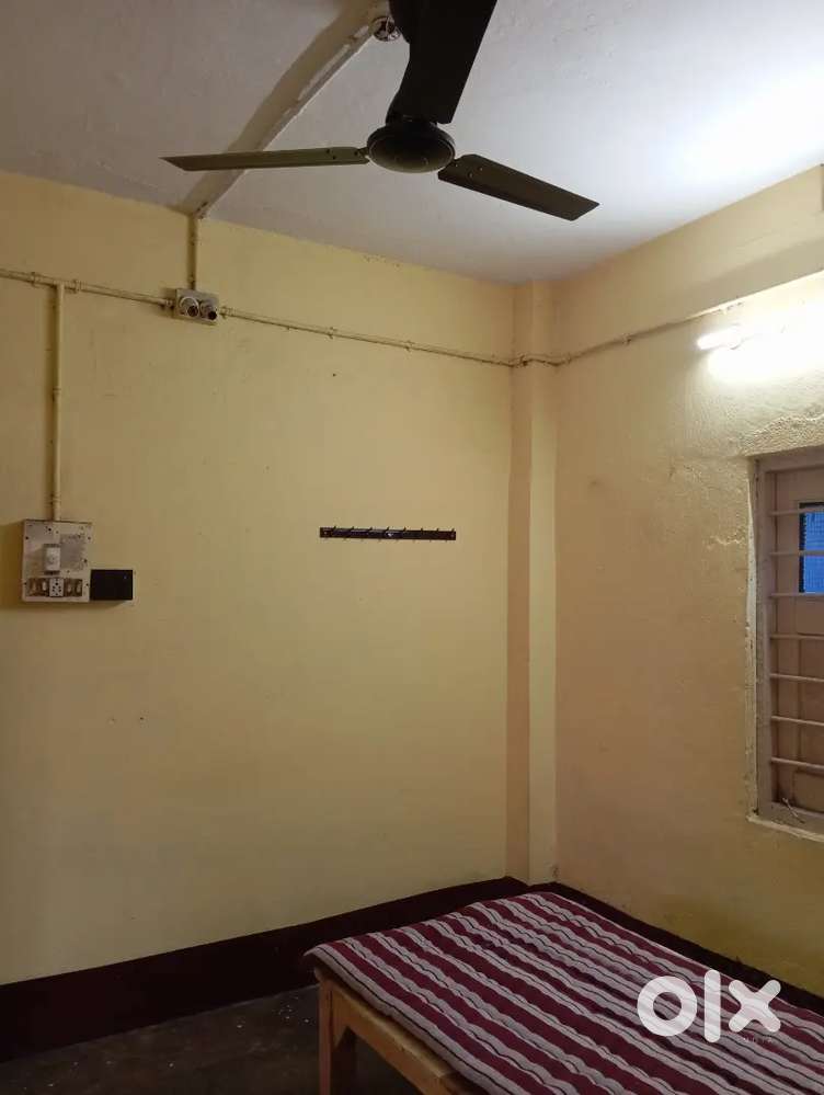 Rent For One Male person SECURITY DEPOSIT/MAINTENANCE CHARGES -NIL)