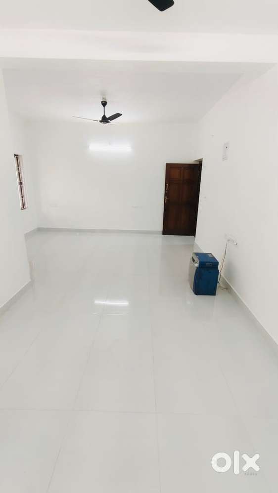2BHK Flat for Sale Near Ocean Pearl Hotel
