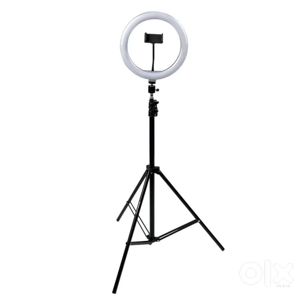 New Tripod with Ring light (3 light mode)