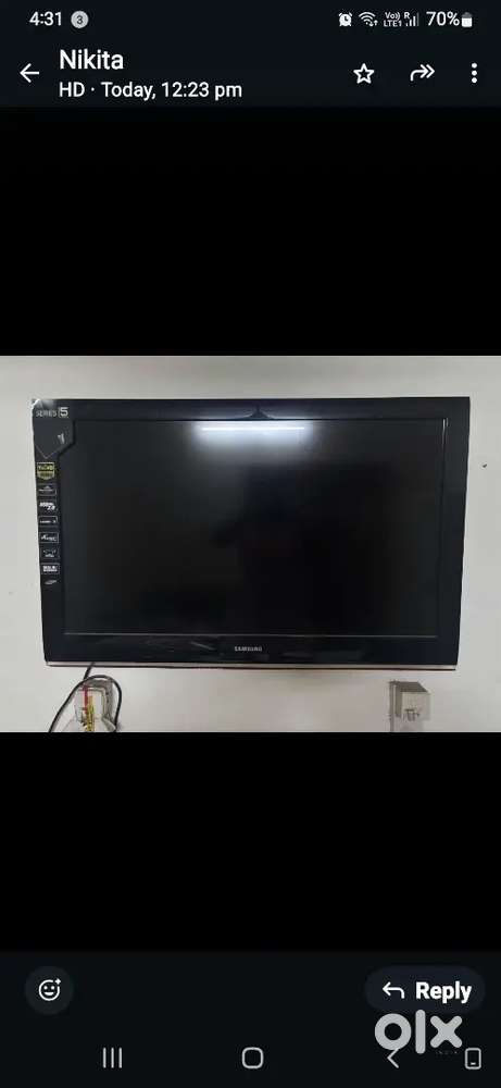 45 SAMSUNG LCD TV