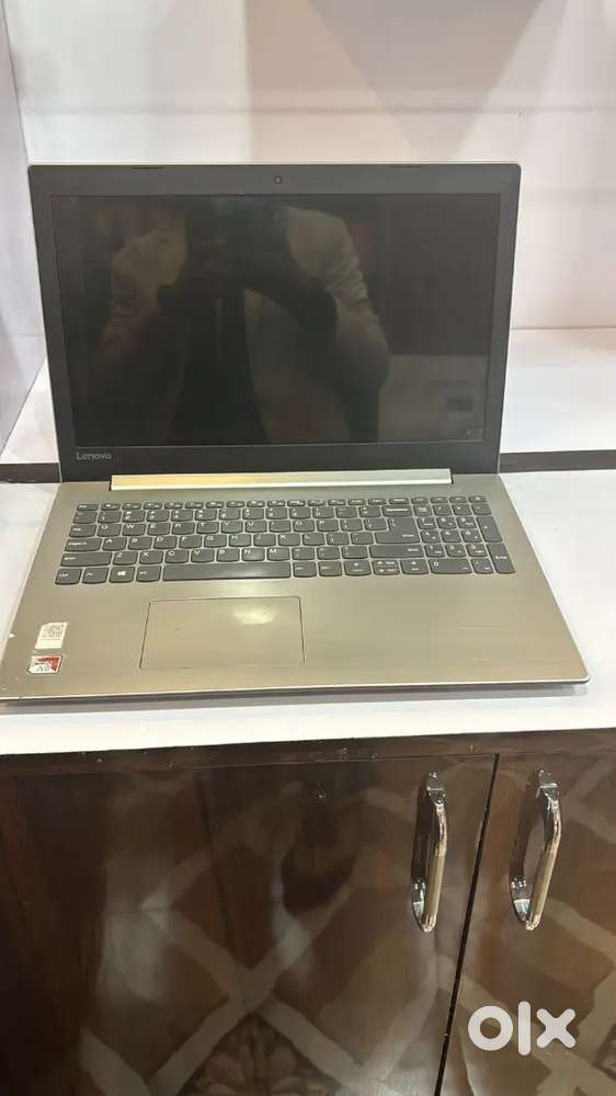 Lenovo 15 inches laptop 1 tb hdd or 256 gb ssd Amd 9 processor 4 gb .
