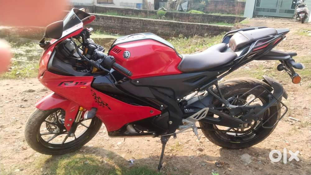 Yamha R15 V4