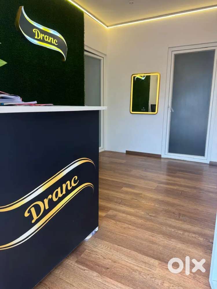 Receptionist female or front office