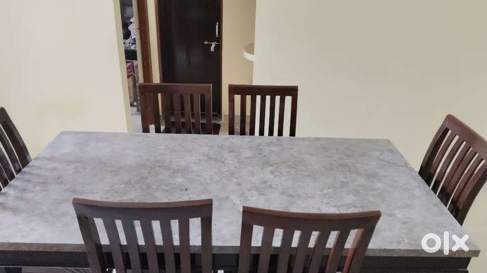 Dining table 6ft x 3 ft, six chairs