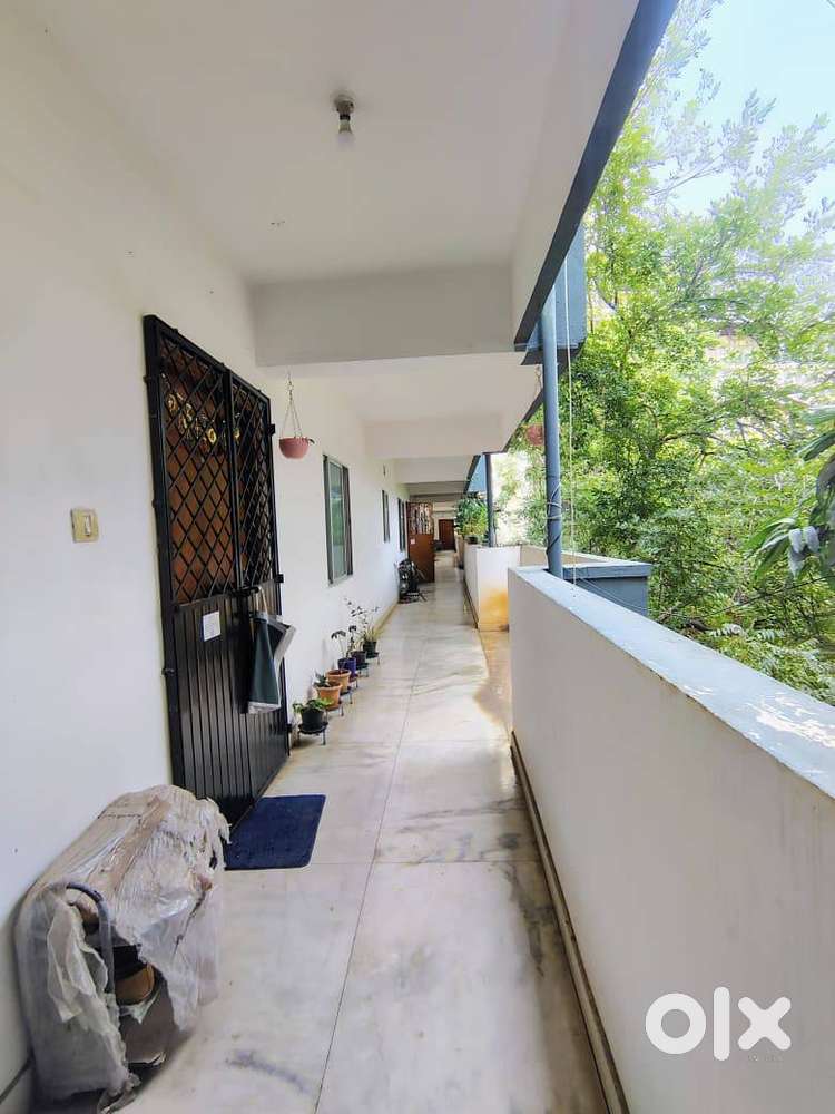 2 BHK Semi-Furnished Apartment for Lease in C V Raman Nagar