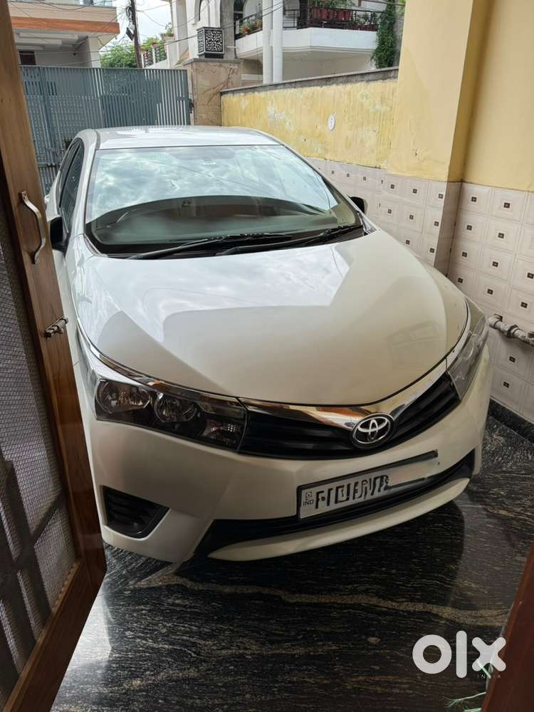 Toyota Corolla Altis 2014 Diesel Well Maintained