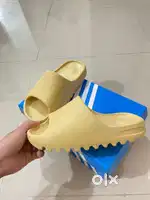 Adidas Yeezy Slides Uk6