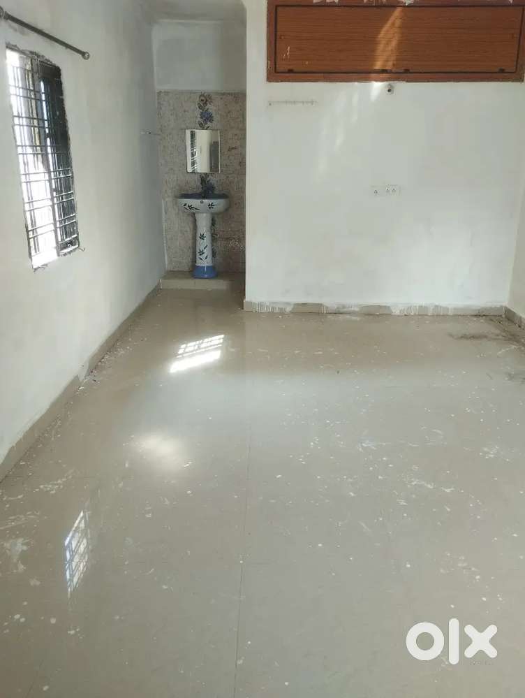 Big room only bachelor allow