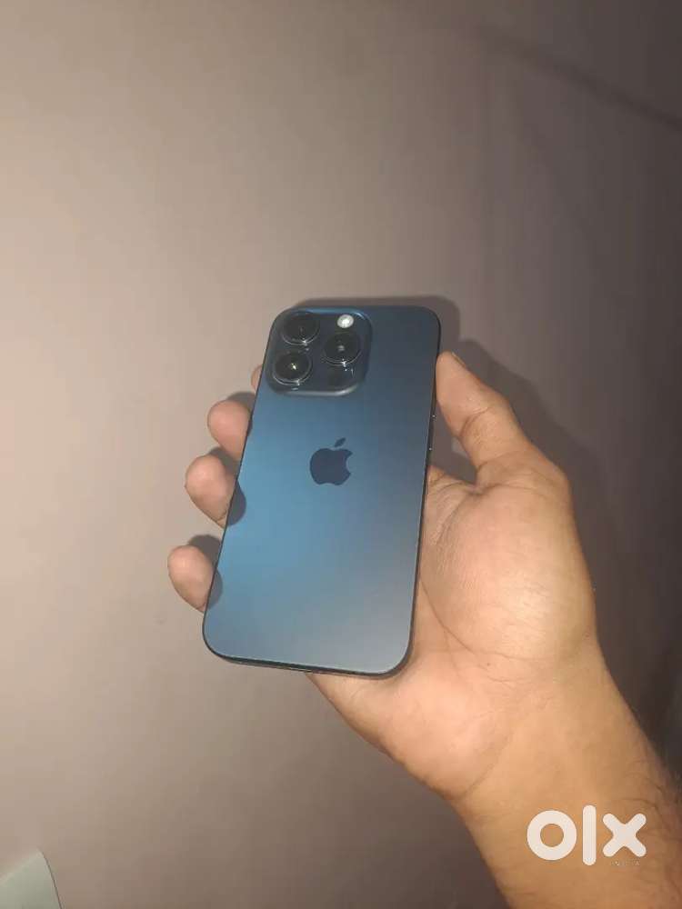 Iphone 15 pro 512gb  titanium blue