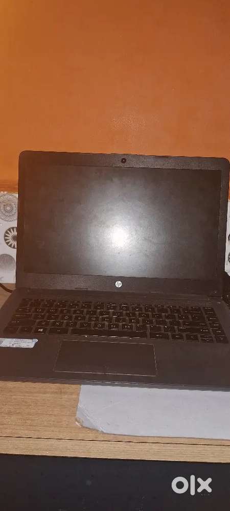 The laptop is good and easy use this is 22 inch hd display