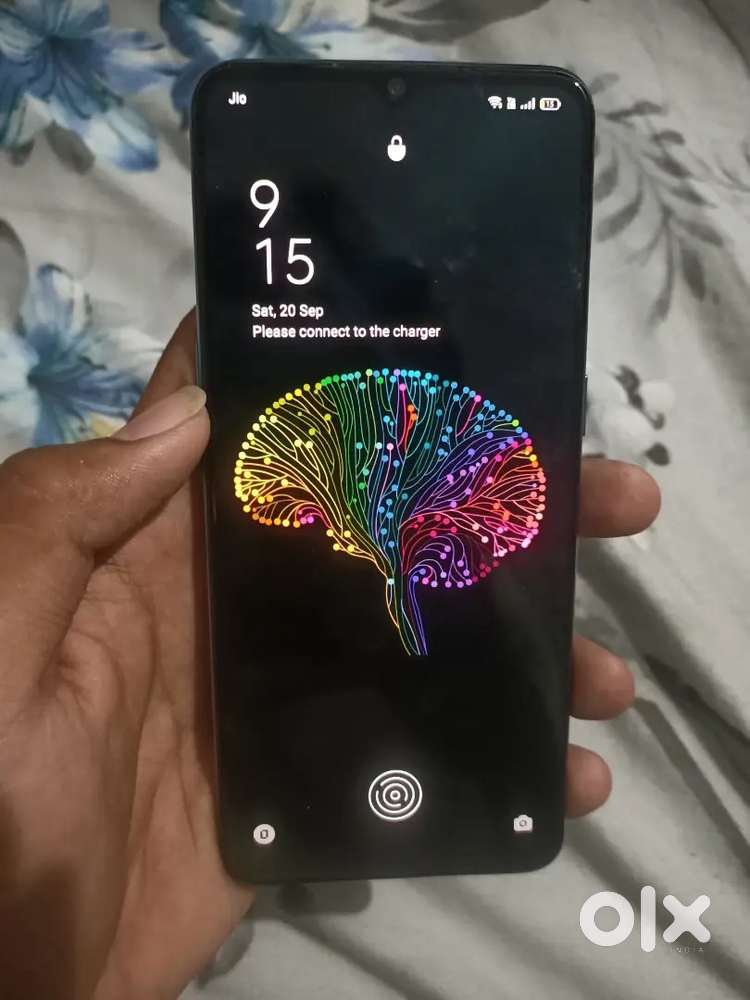 Oppo f15 4gb ram 128 gb internal