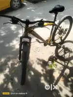 Good condition cycle with gear and disk brakes