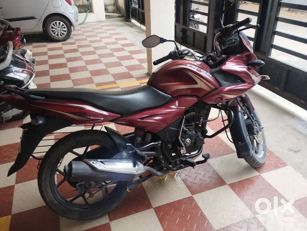 SINGLE USER BAJAJ DISCOVER150 FOR SALE