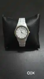 ACCURIST ladoes watch