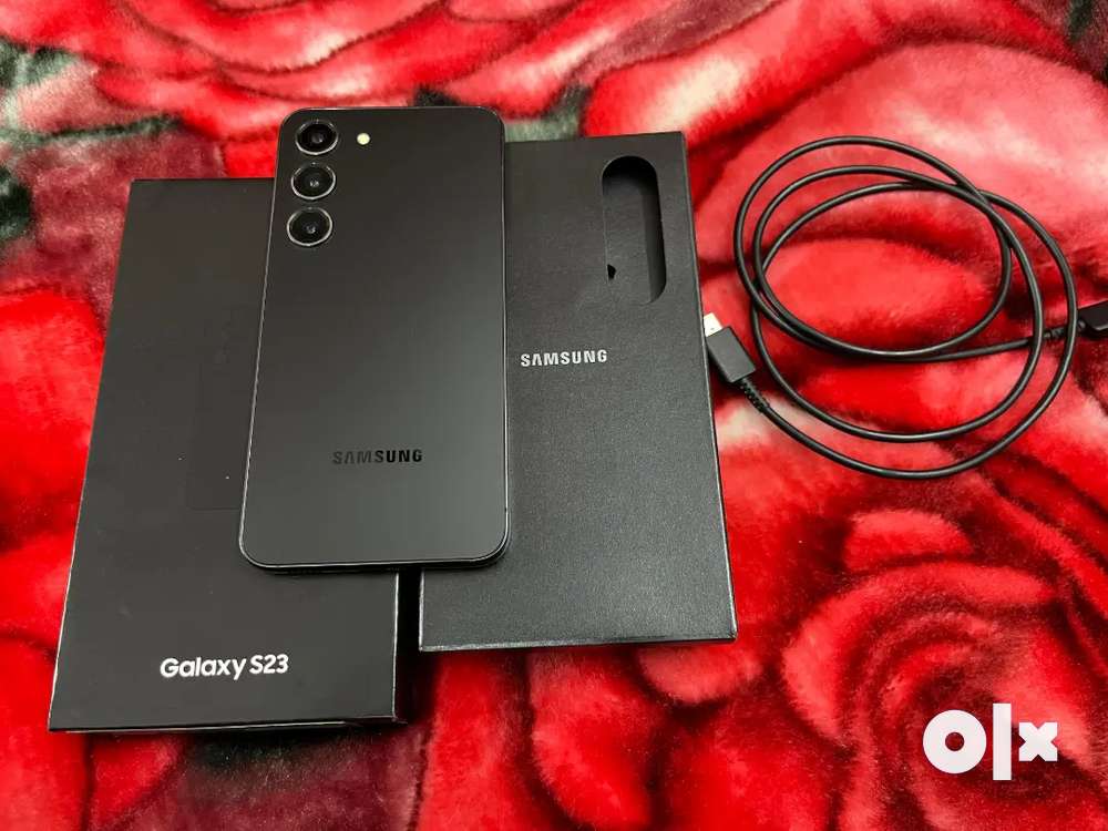 Samsung galaxy S23 (8/128gb) with 8.5 months warranty left