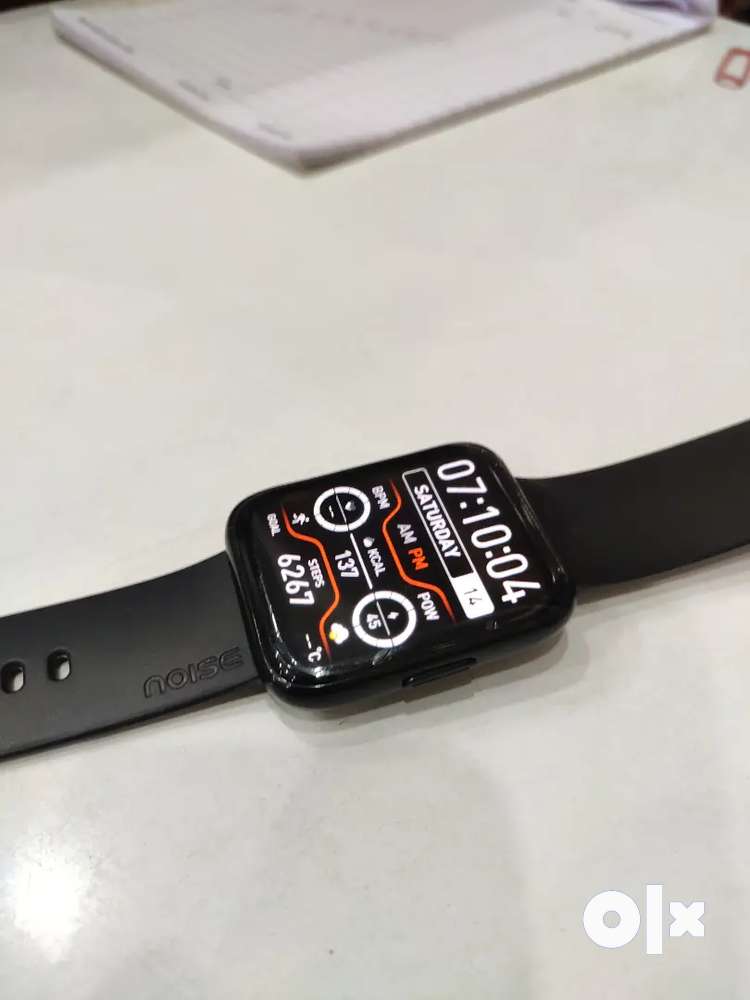 Smart watch  Noise colour fit ultra 2 le