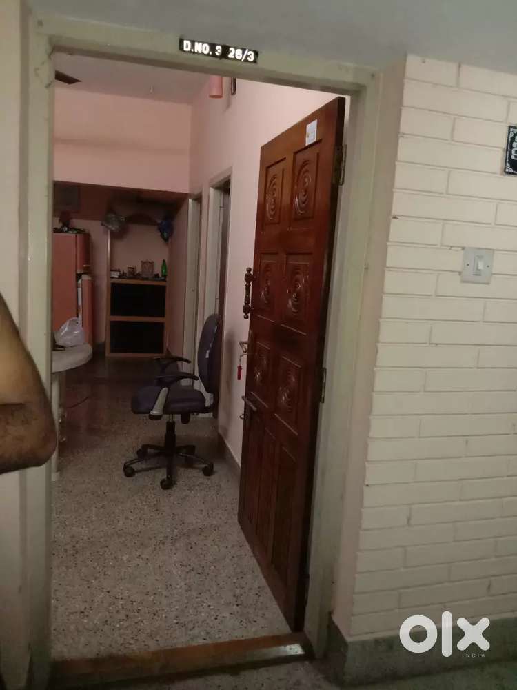 Sharing roomate required