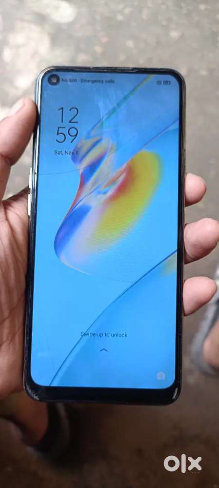 Oppo A54   4 64.     Infinix Hot 20 play  4 64