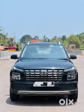 Hyundai Venue SX Plus Turbo DCT, 2023, Petrol