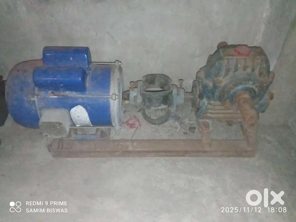 FISH OXYGEN PUMP IN GOOD CONDITIO