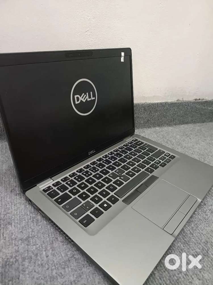 DELL latitude 5410
 *Intel Core i5 10 th Gen* 
8 GB Ram 
256 GB SSD