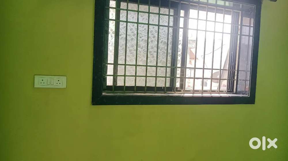 Well ventilated well furnaced 1 BHK room