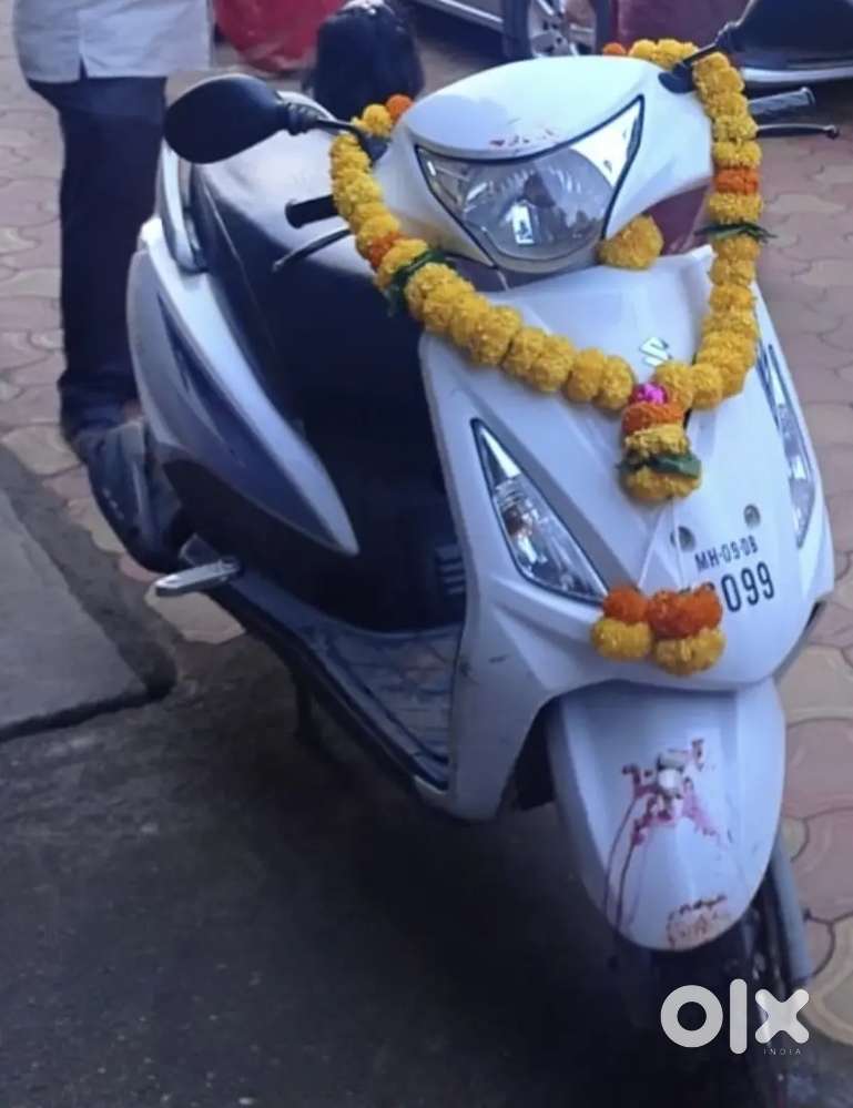 Suzuki Switch Scooty