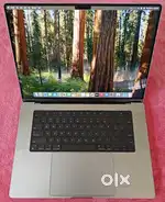 Apple macbook pro 16 inch M1 pro 16gb ram 1tb SSD