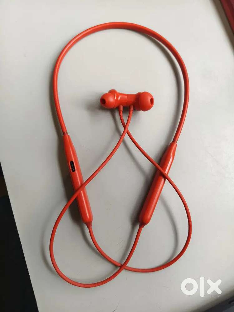 One plus wireless Bluetooth headphones