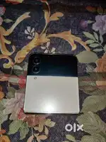 Z flip 4 (8/256)