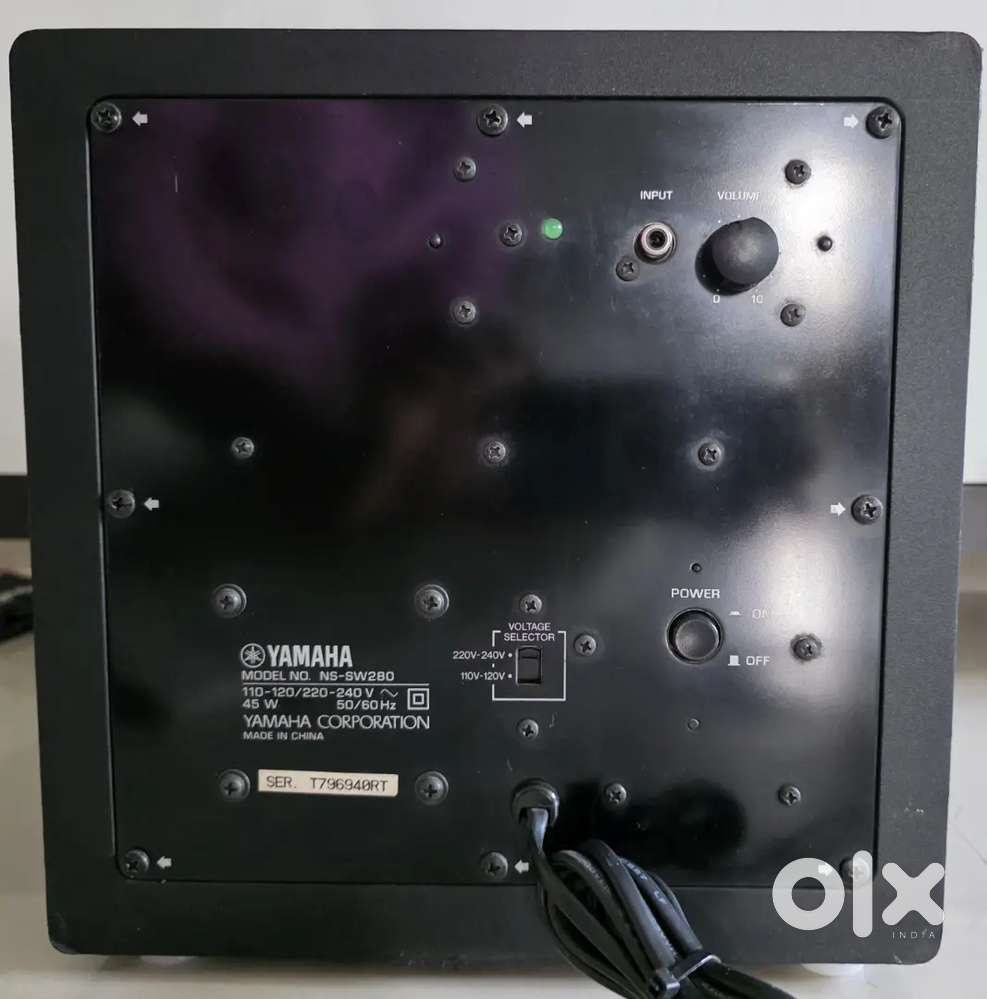 Yamaha Active Woofer and 5 Spikar  bose ka