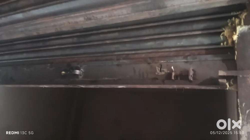 One shop for rent 3000 monthly