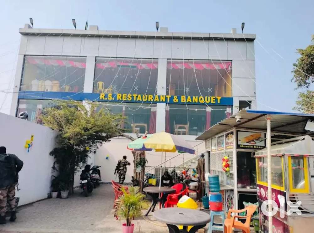 restaurant ke liye staff kee zrurat hai