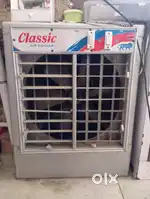 COOLER 8 months old, new condition