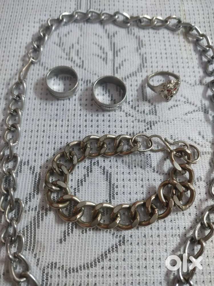 Three ring one neck chain and one bracelet