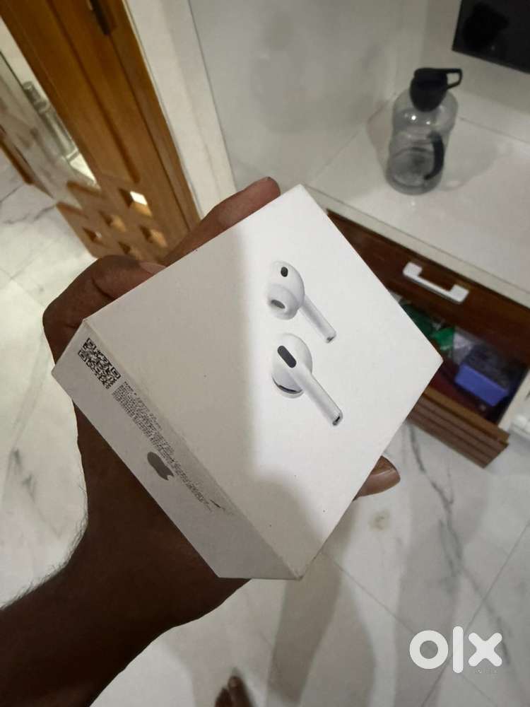 Airpods pro 3 (sealed box with invoice)