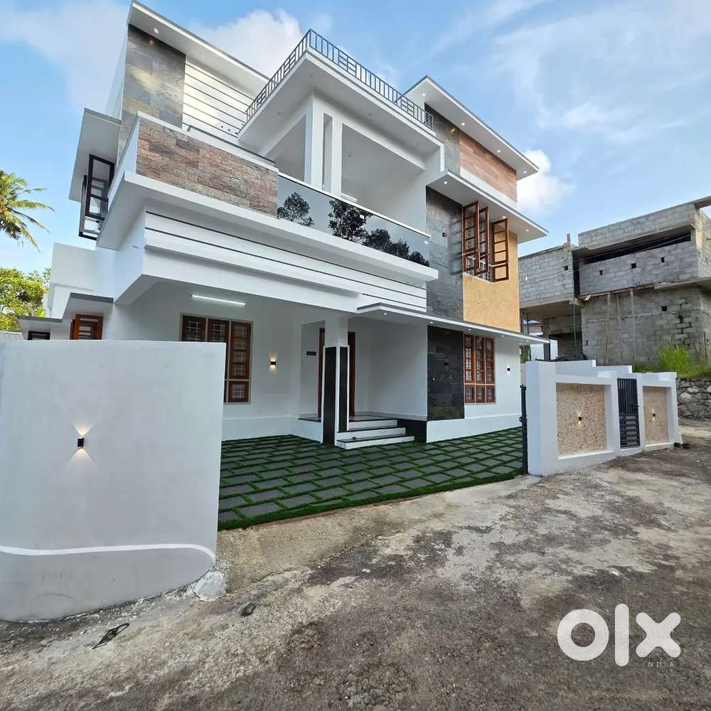 Premium 4 BHK Near Technopark Kariavattom