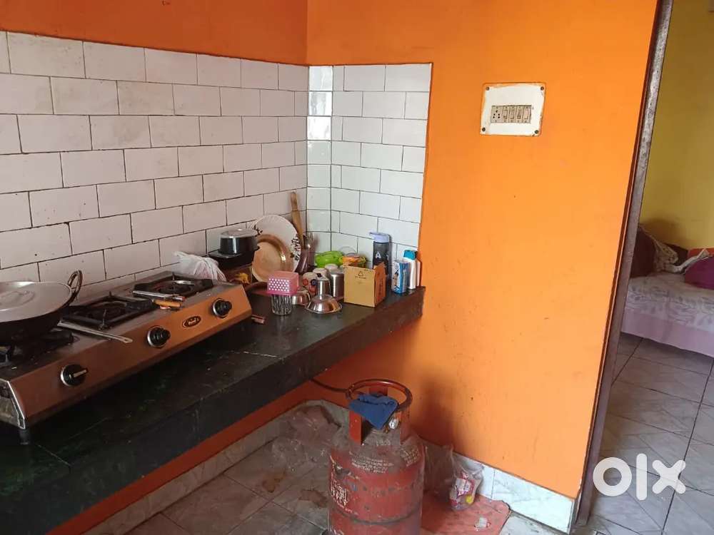 SINGLE rooms For bachelor's only