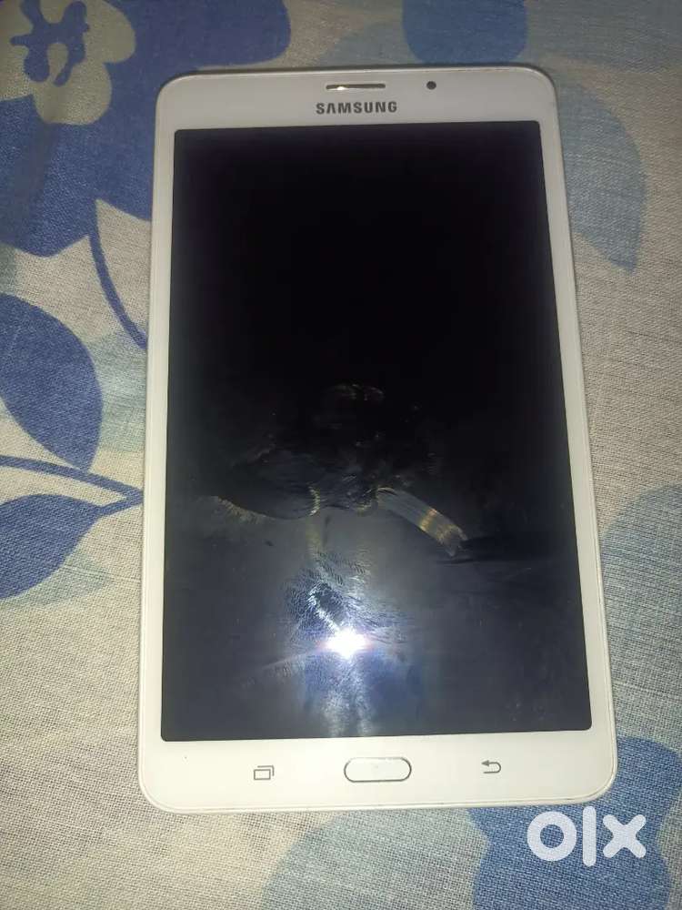 2 GB ram 5.5 virsion 8 GB memory storage