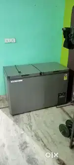 Voltas 300 litter