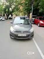 Hyundai i10 Sportz AT, 2012, Petrol
