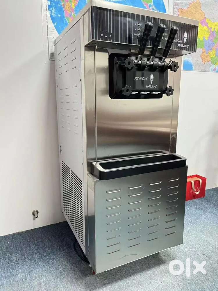SOFTY ICE CREAM MACHINE