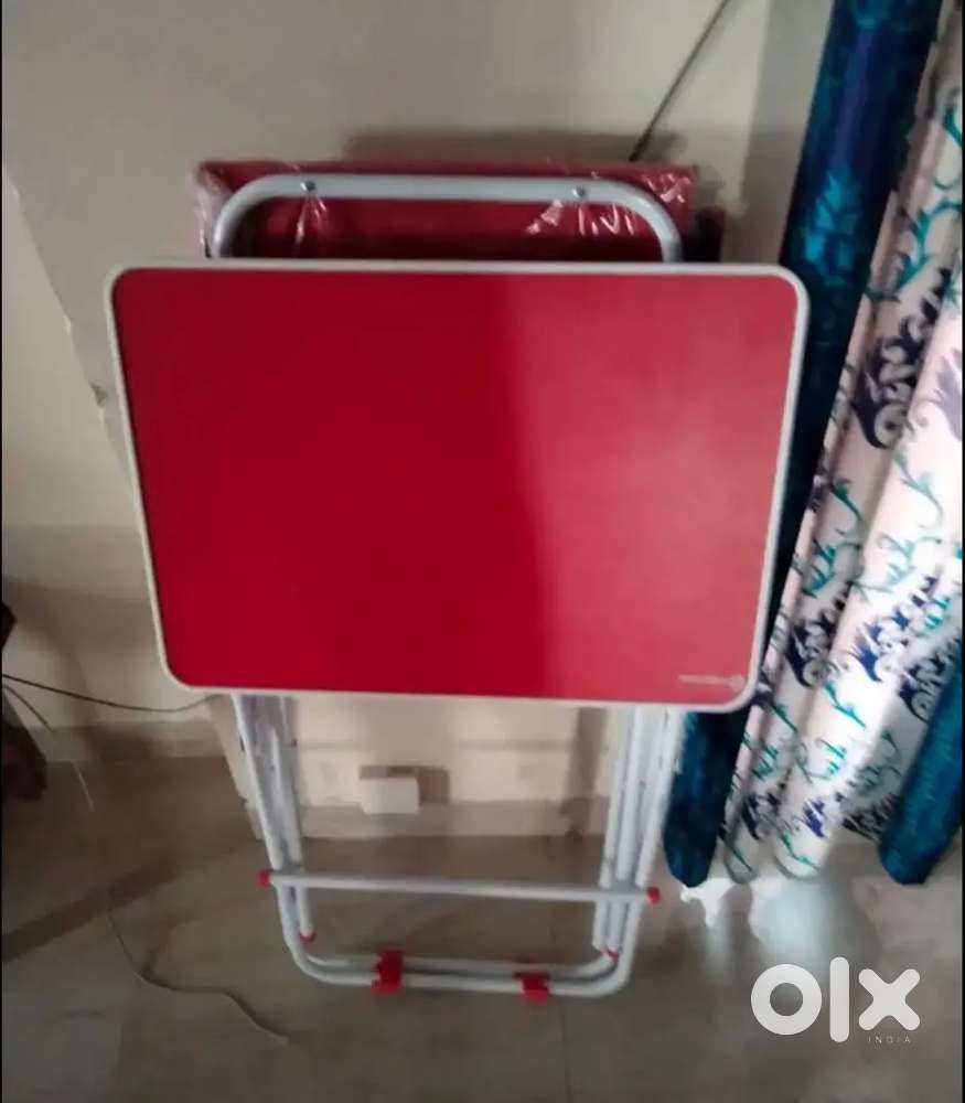 Kids study table