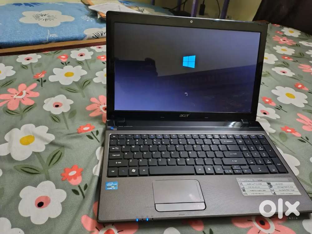 Laptop i3 4gb 500hhd  urgent cell