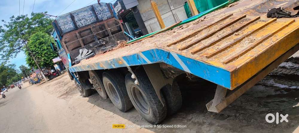 A Taylor tata 12 Chakka