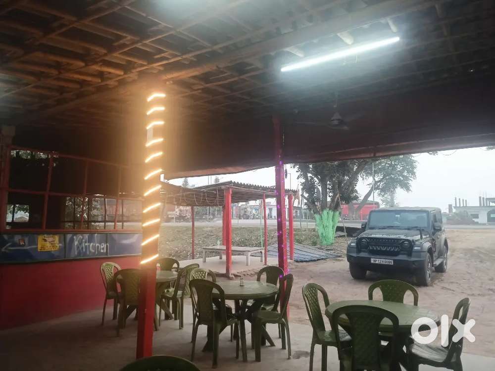 Expert in veg and non veg both also fast food compulsory