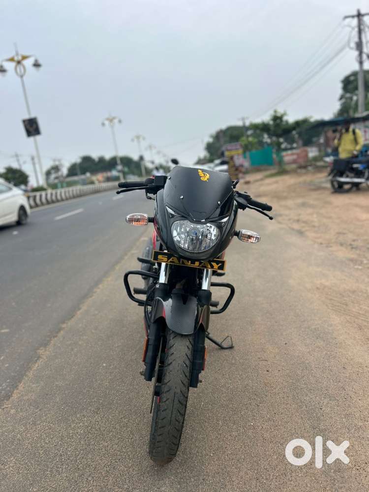 URGENT SALE PULSAR 150 SHOW ROOM CONDITION