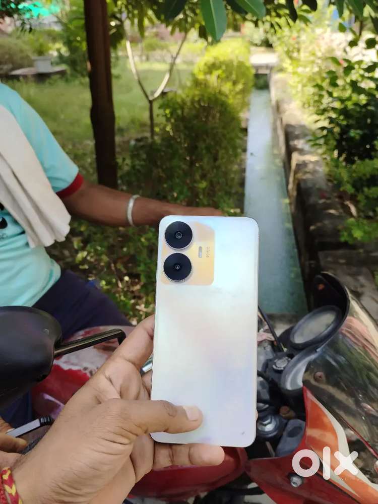 Realme 10 pro + 5g 4gb 64
